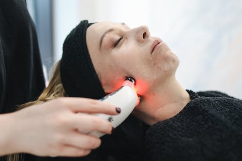 Gezonde Lichaam, Gezonde Huid: Hoe Afvallen en Acne Behandeling Samen Gaan